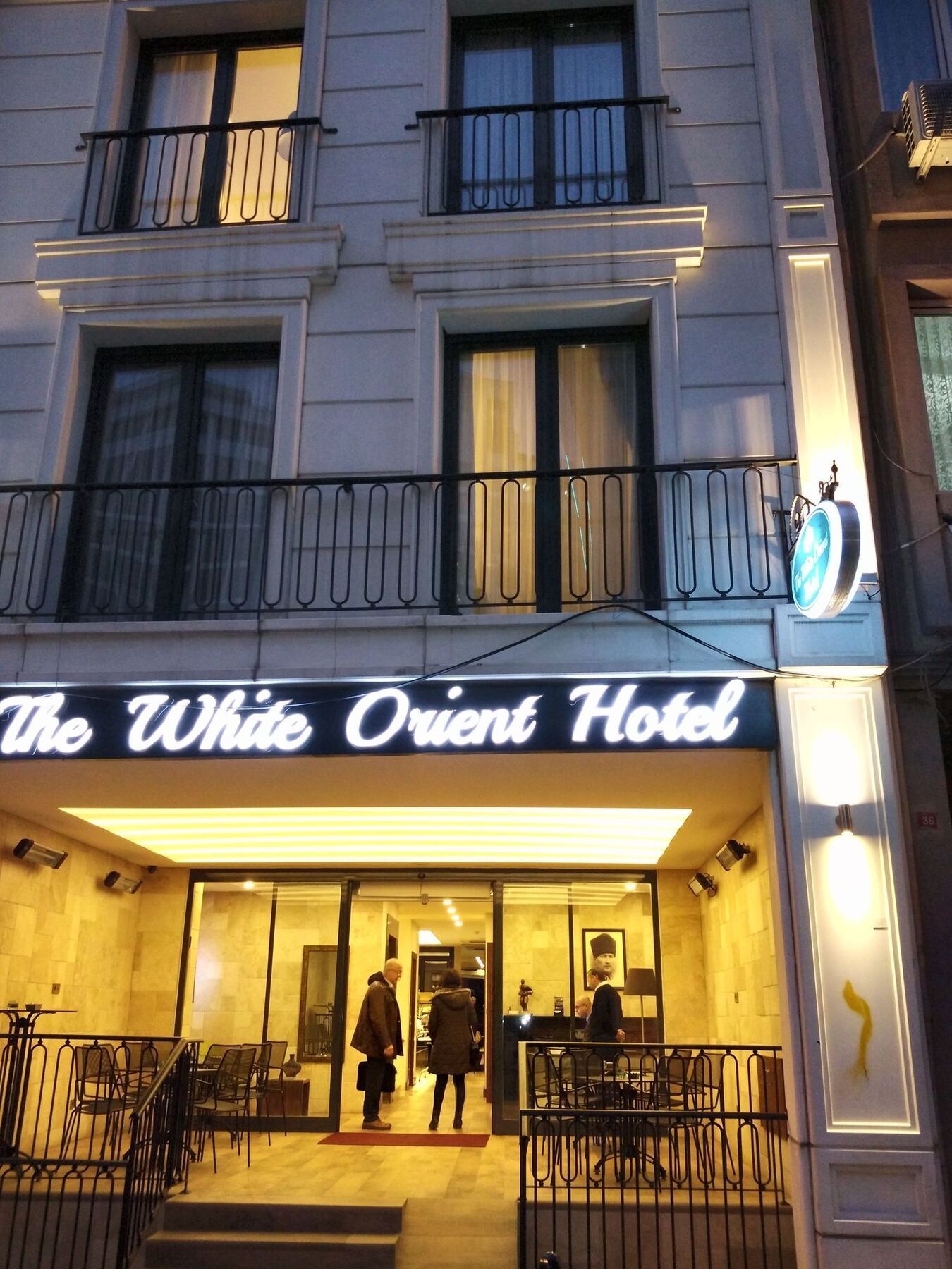 The White Orient Hotel Стамбул Экстерьер фото
