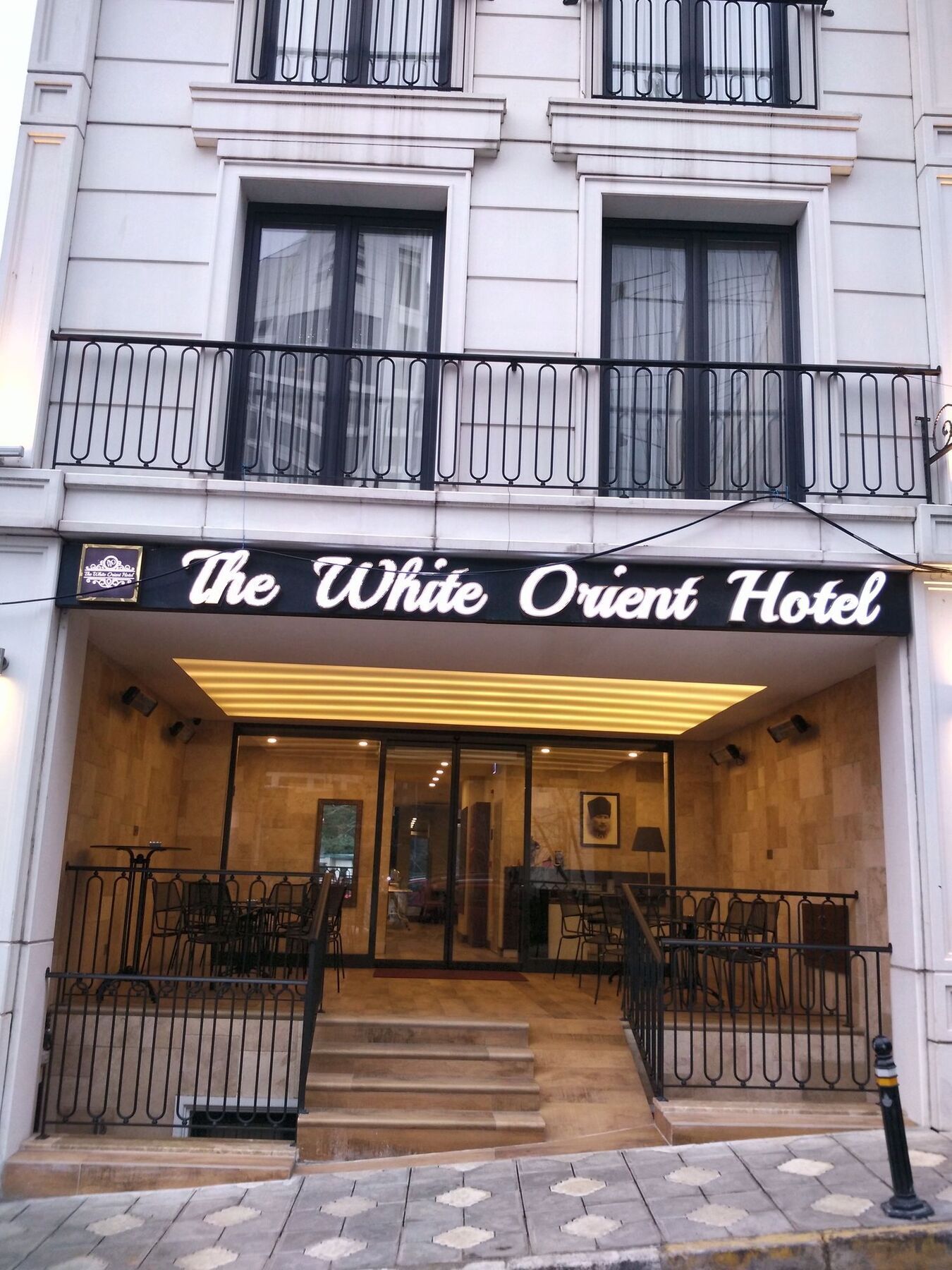 The White Orient Hotel Стамбул Экстерьер фото